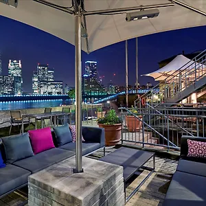 4* Otel Doubletree By Hilton - Docklands Riverside