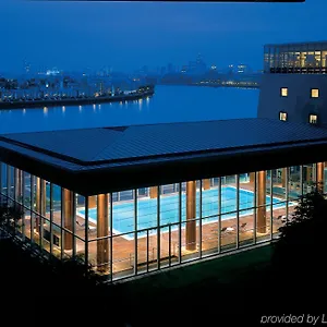 5* Hotel Canary Riverside Plaza
